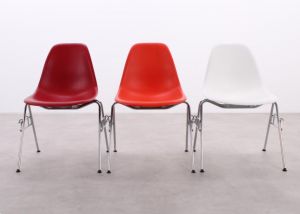 Vitra Eames Plastic Side Chair RE DSS1